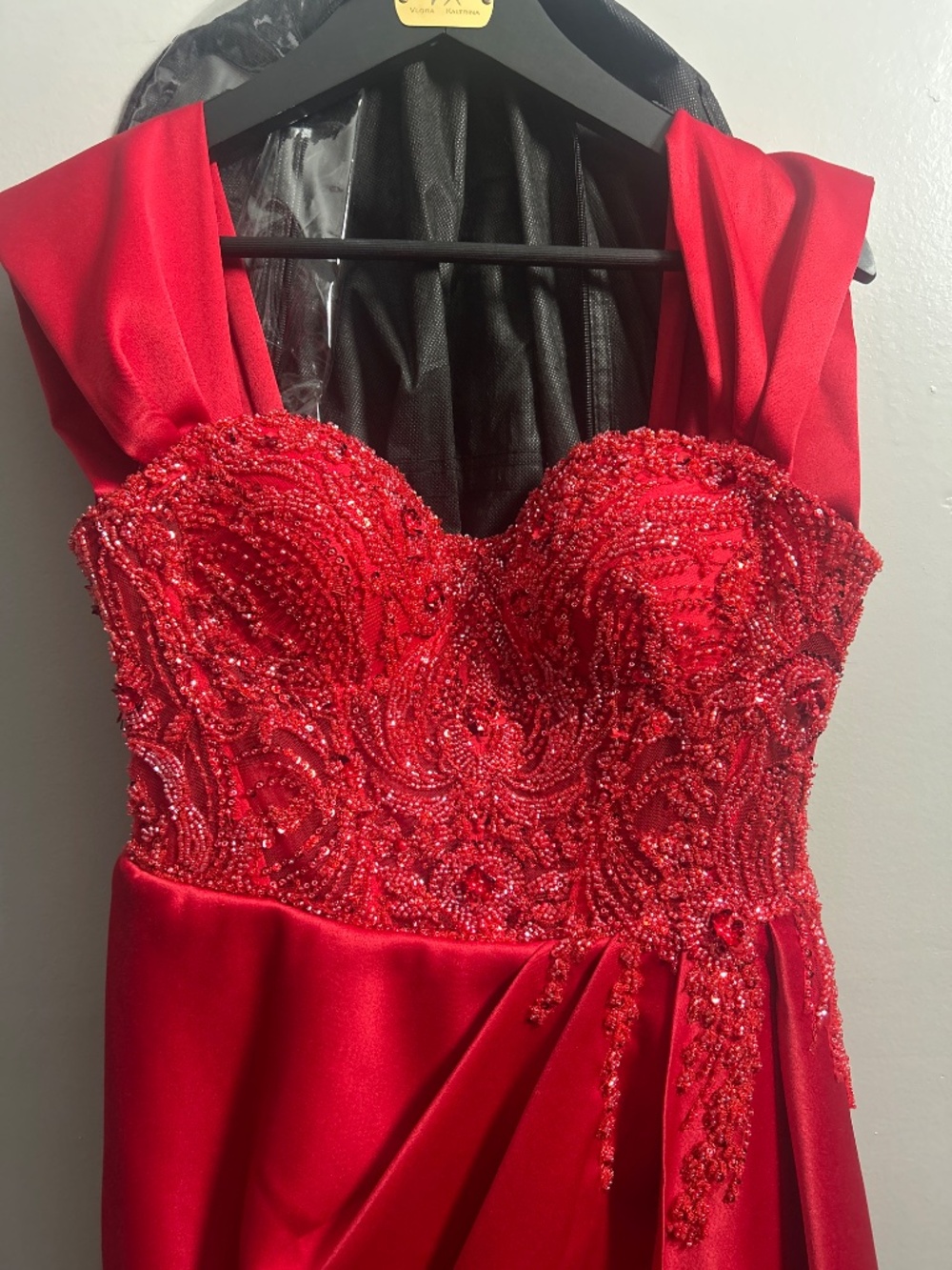 Dress - Picture 4 of 4